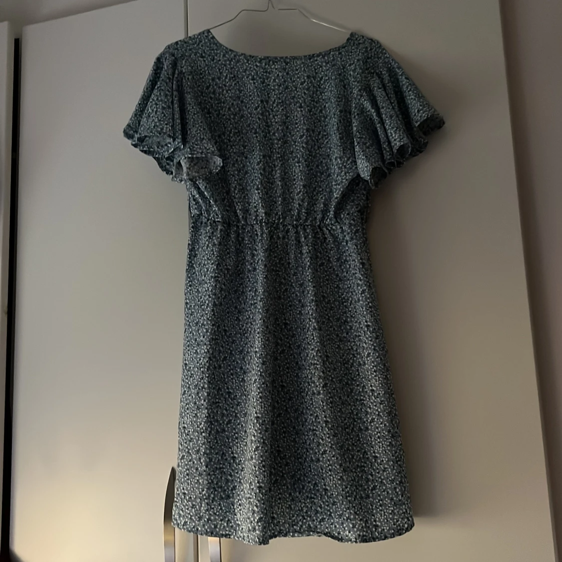 Blommig klänning - 90