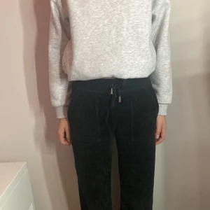 Lågmidjade svarta juicy couture  - Juicy Couture