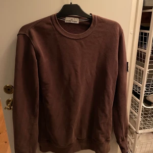 Stone Island Crewneck - Fet crewneck storlek Medium Bra cond