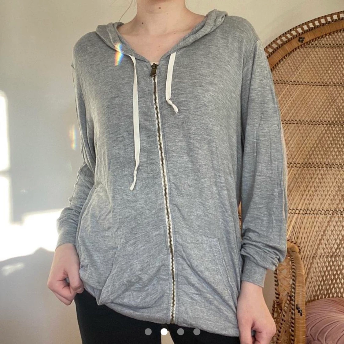 Brandy Melville zip hoodie  - 90