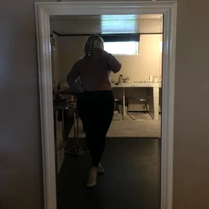 Tröja - En smuts rosa sweatshirt ifrån lager 157 i stl:M. Använd några gånger men i bra skick. 