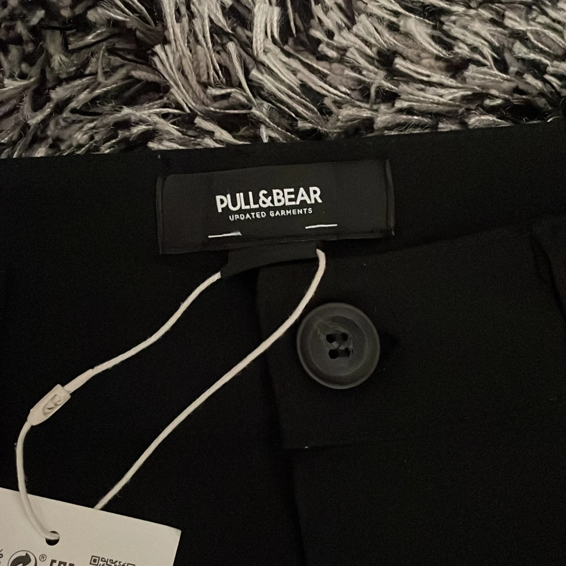 Pull&Bear svarta raka byxor i storlek XS. - 91