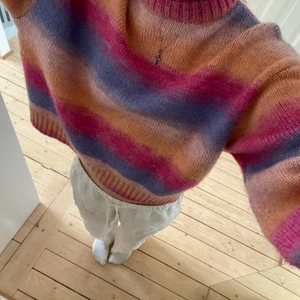 Stickad - Så fin stickad tröja från bikbok. Knappt använd.  Nypris 400kr