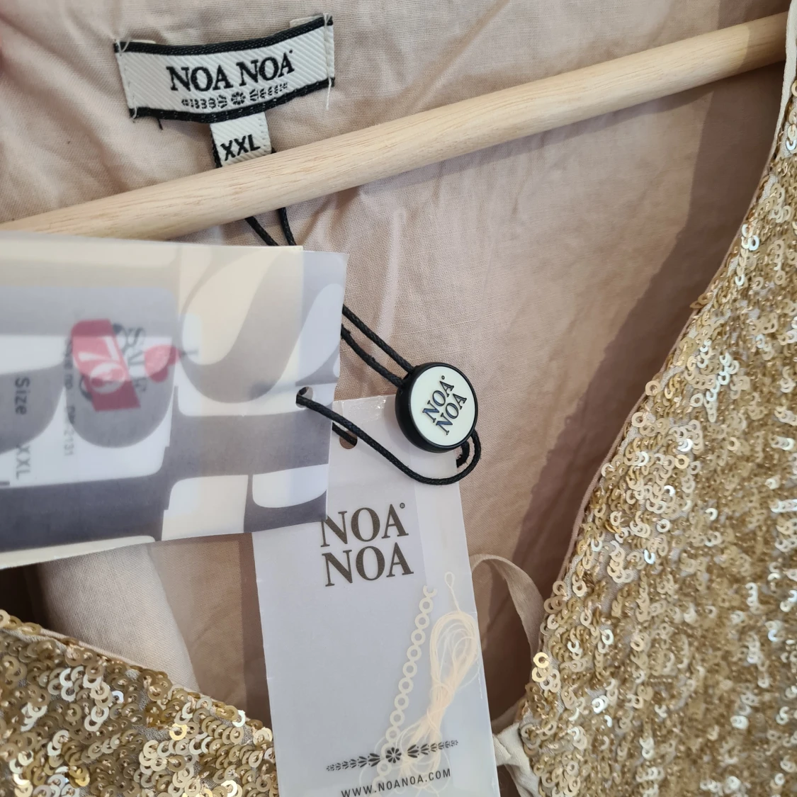 Noa Noa bolero jacka guldpaljetter Ny - 90