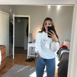 Vit huddie  - Vit huddie från shein.  Använd 2 gånger  