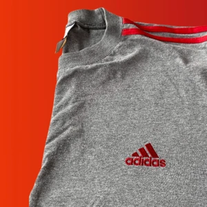 Adidas oversize t-shirt  - Super fin adidas t-shirt 