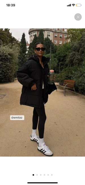 Svart vinterjacka - Använd en gång då den känns lite för stor, alltså nyskick 