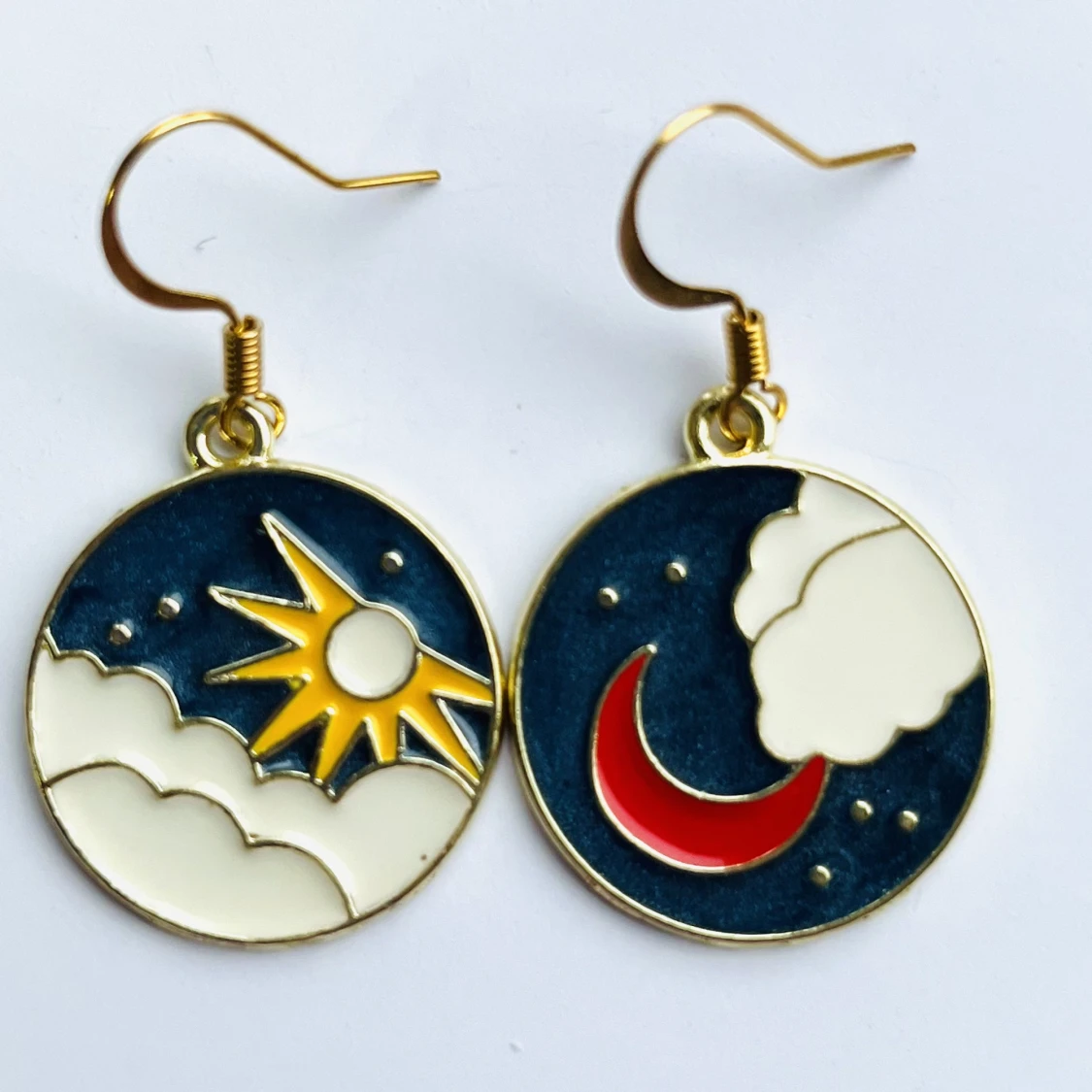 Moon and stars örhängen 💙