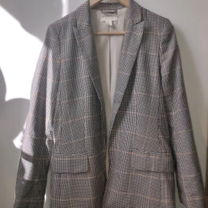 Kavaj - Kavaj jacka i storlek 36 från på h&m, Frakt : 39kr 