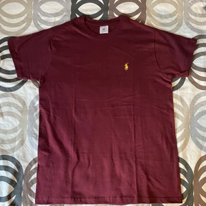 Polo T-shirt - Helt ny, har den i XS, S, M