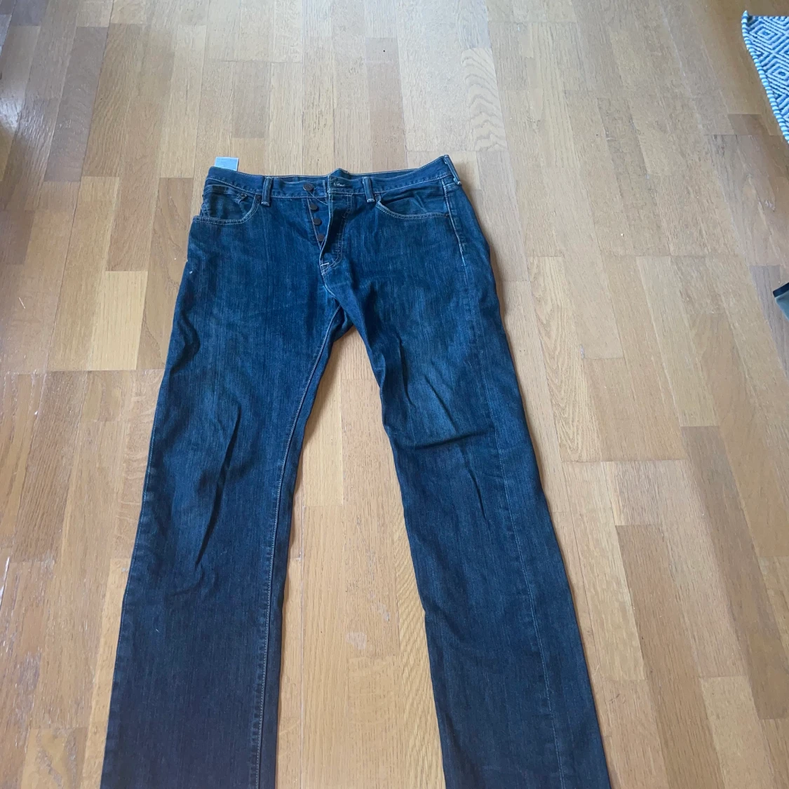 Levis 501 mörkblå