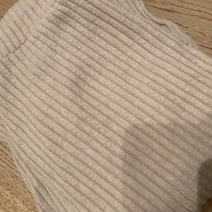 Byxor - Fina men för långa för mig.