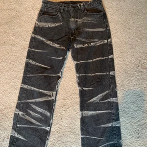 Levis loose  - Riktigt snygga o annorlunda Levis jeans