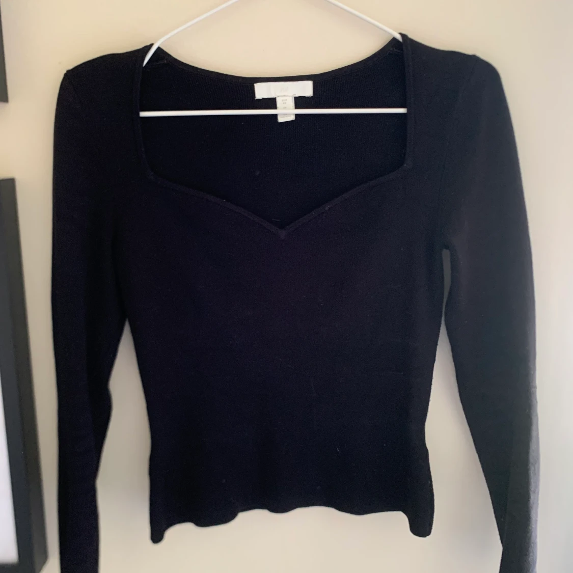 FINSTICKAD TRÖJA MED HJÄRTURRINGNING❤️‍🔥