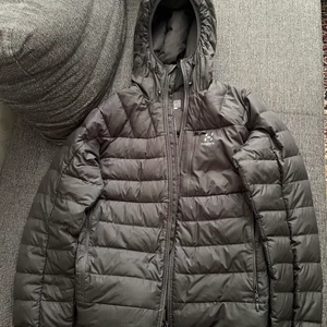 Haglöfs jacka storlek M - Bra skick använd 1 år