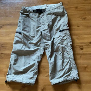 Peak performance shorts - Säljer dessa peak performance shorts då de är lite för små. 10/10 condition. 