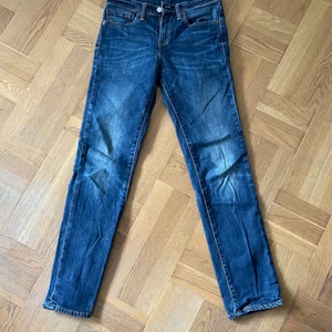 Levis 511 jeans 28/32 - Levis jeans i storlek 28/32