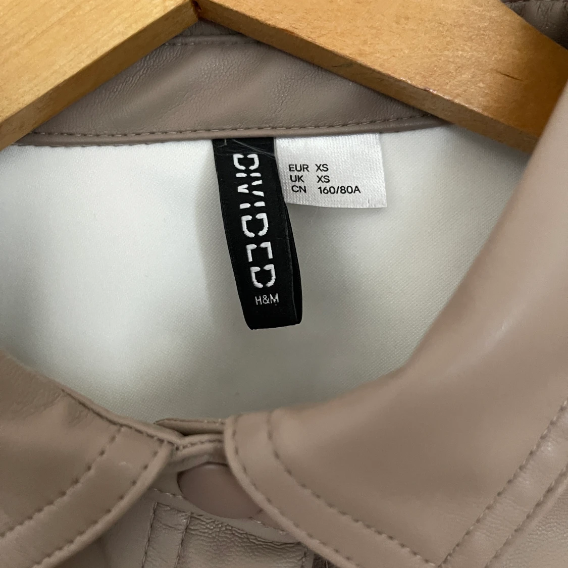 helt ny läder klänning från h&m♥️ - 90