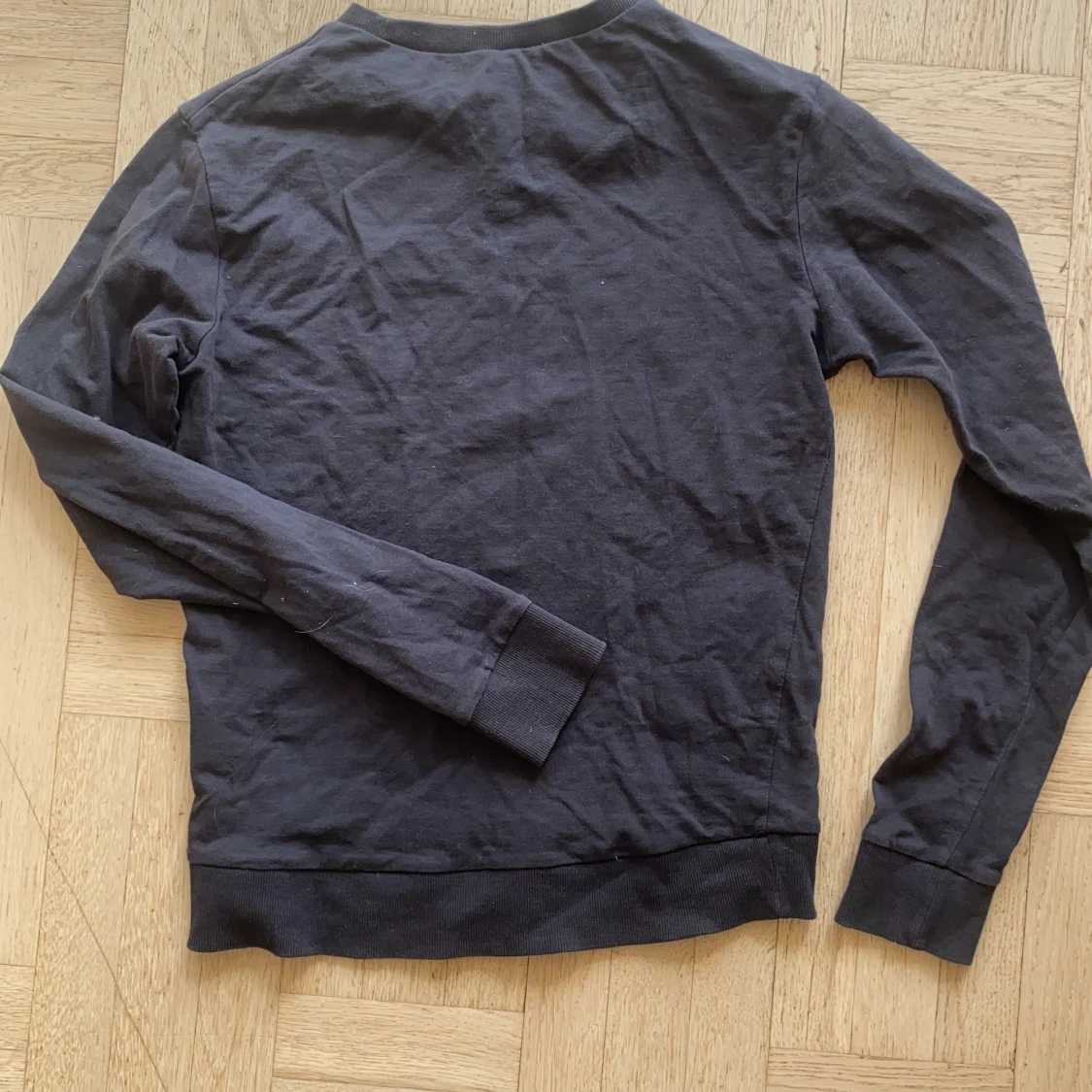 Svart skull-tröja - 91