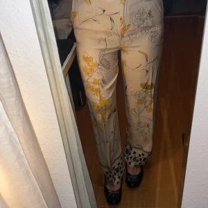 Byxa HM - Fina byxor från HM