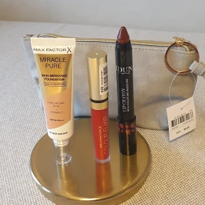 Smink - MAX FACTOR   Miracel pure skin improvning foundation   1st Maxfactor Colour ELixir Soft Matte  IDUN Minerals Lip Crayon 2,5 gr 1st Smink väska . Helt nya och oöppnad.  Nytt pris 530 kr  