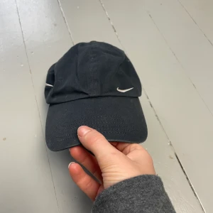 Nike hat - Använd men bra skick 🖤