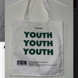 Tygväska  - Säljer skitfin och bra Tygväska. 