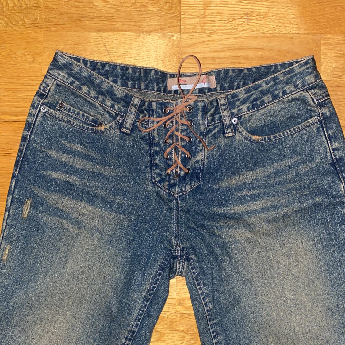 Lågmidjade Jeans med snörning