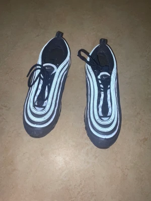 Nike Air Max 97 - Fräscha Nike air 97
