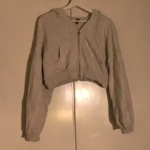 En fin zip-up hoodie från HM använder inte längre❤️ Köptes för 149kr