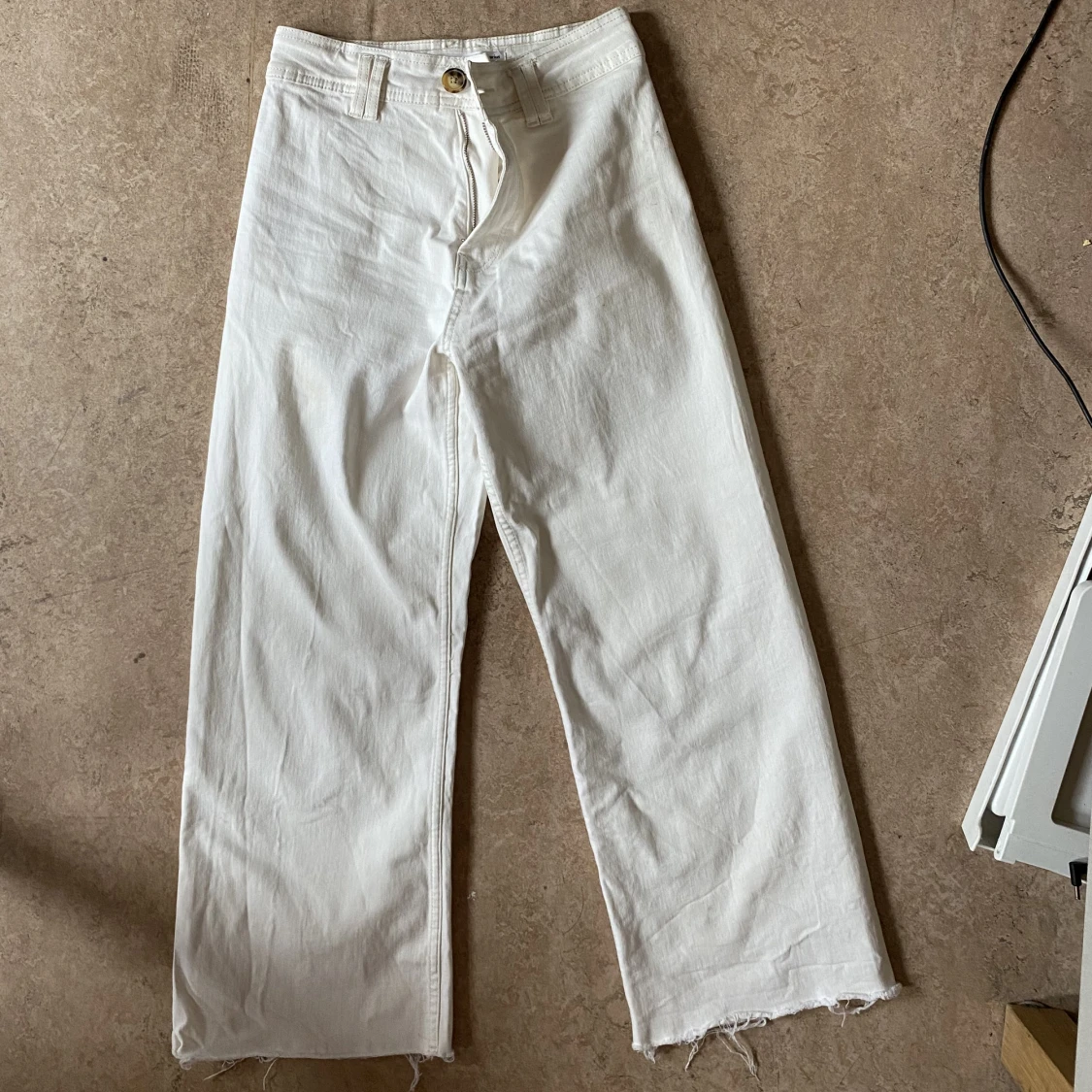 Cream flared jeans  - 91