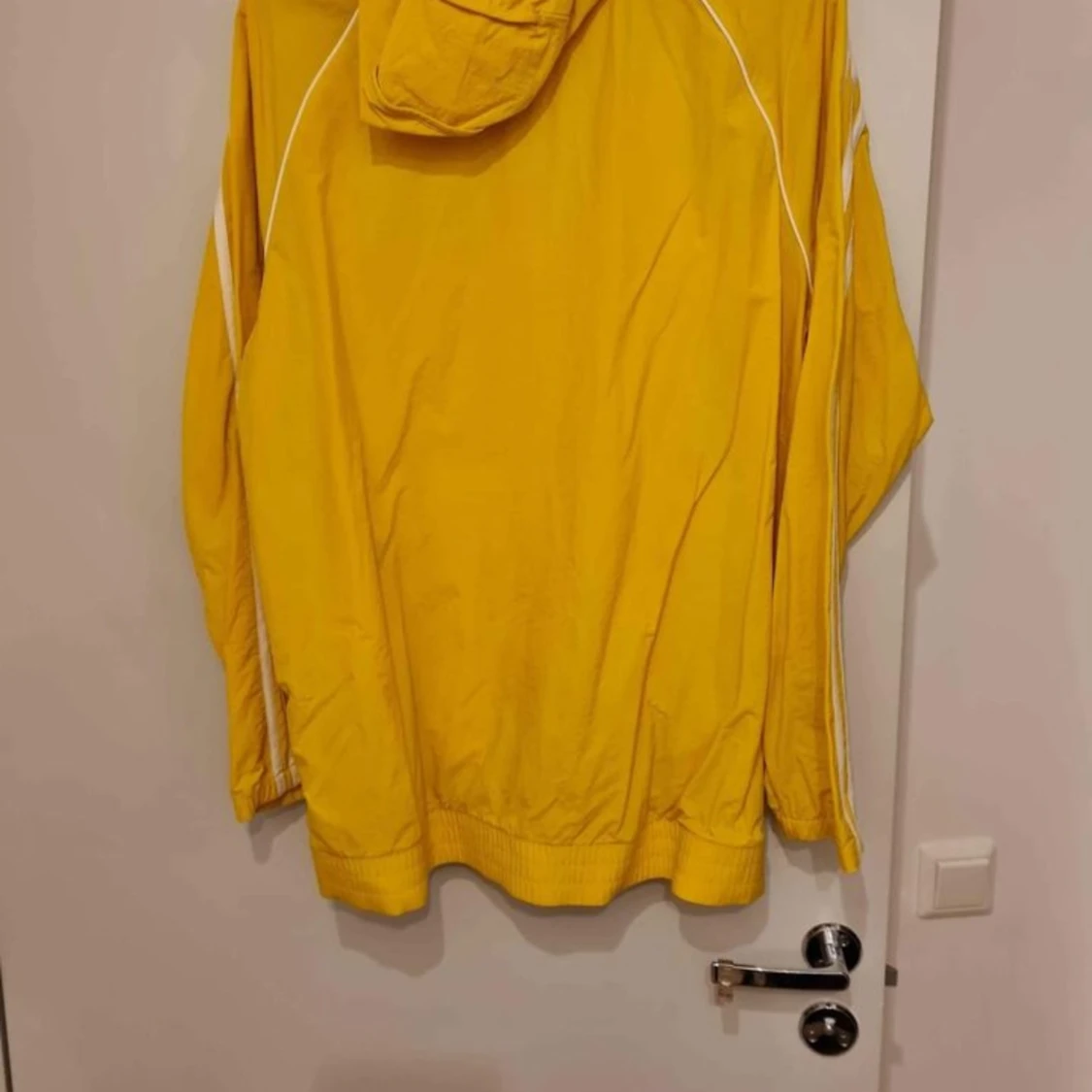 Vindjacka Adidas Originals - 90