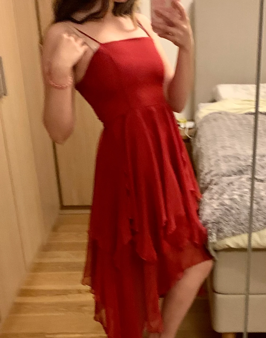 Vacker röd sommarklänning  - 91