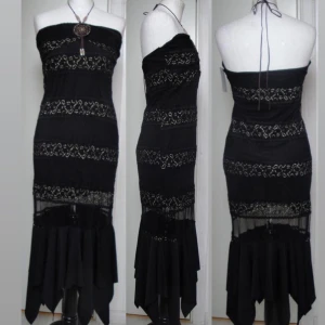 y2k bohemisk klänning - storlek S/M. har ej möjlighet att visa bild på. möts i stockholm eller fraktar 🖤