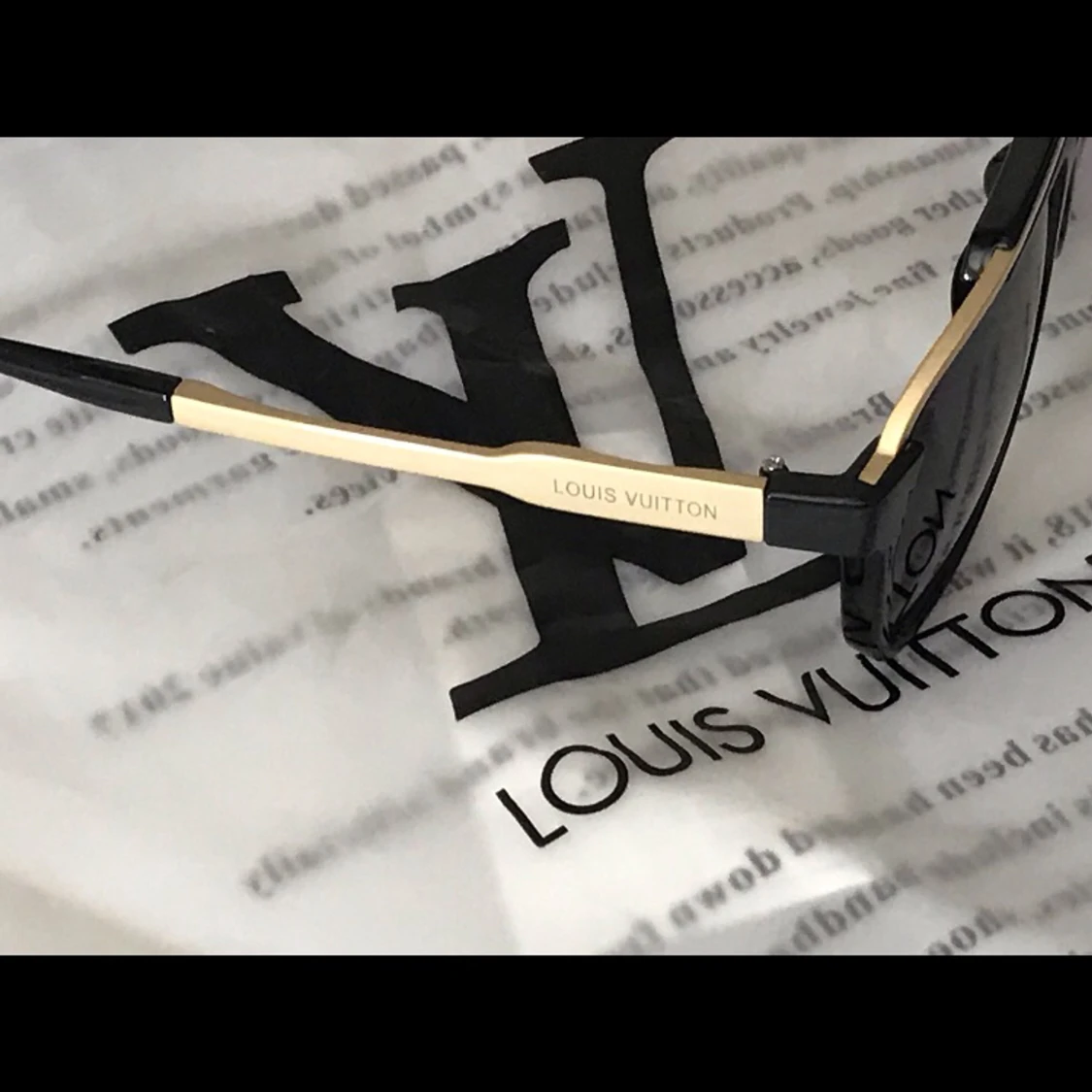 Nya solglasögon - 91