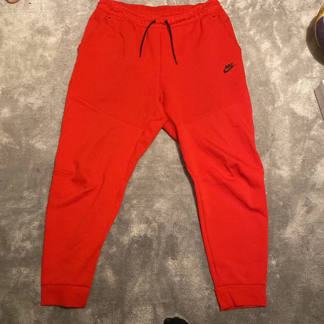 Nike tech fleece byxor. St XL