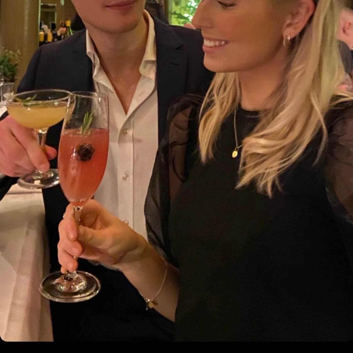 Svart blus Gina Tricot - 91