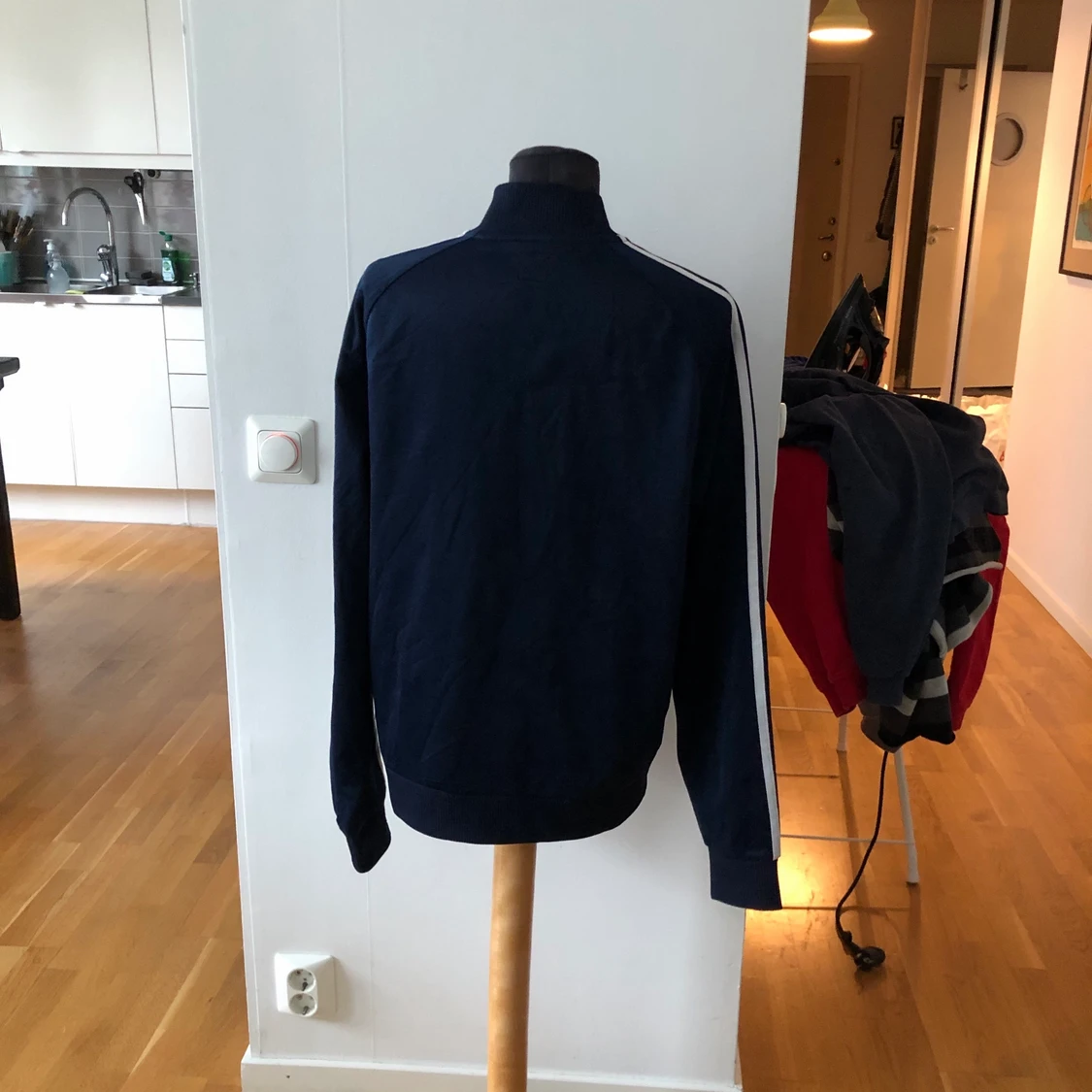 Blå adidas tröja - 90