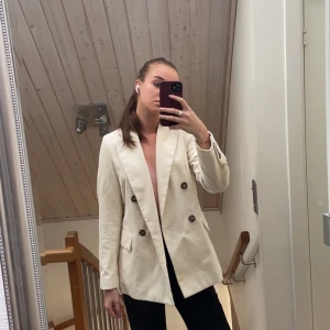 Blazer/kavaj i Manchester material - Blazer från Hm i Manchester material! Superfin 