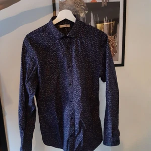 Skjorta jack n Jones  - Jack n Jones skjorta storlek L, oanvänd iprincip 