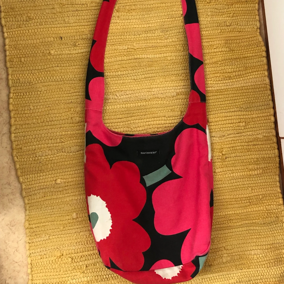 Marimekko axelväska 🌺💓 - 90