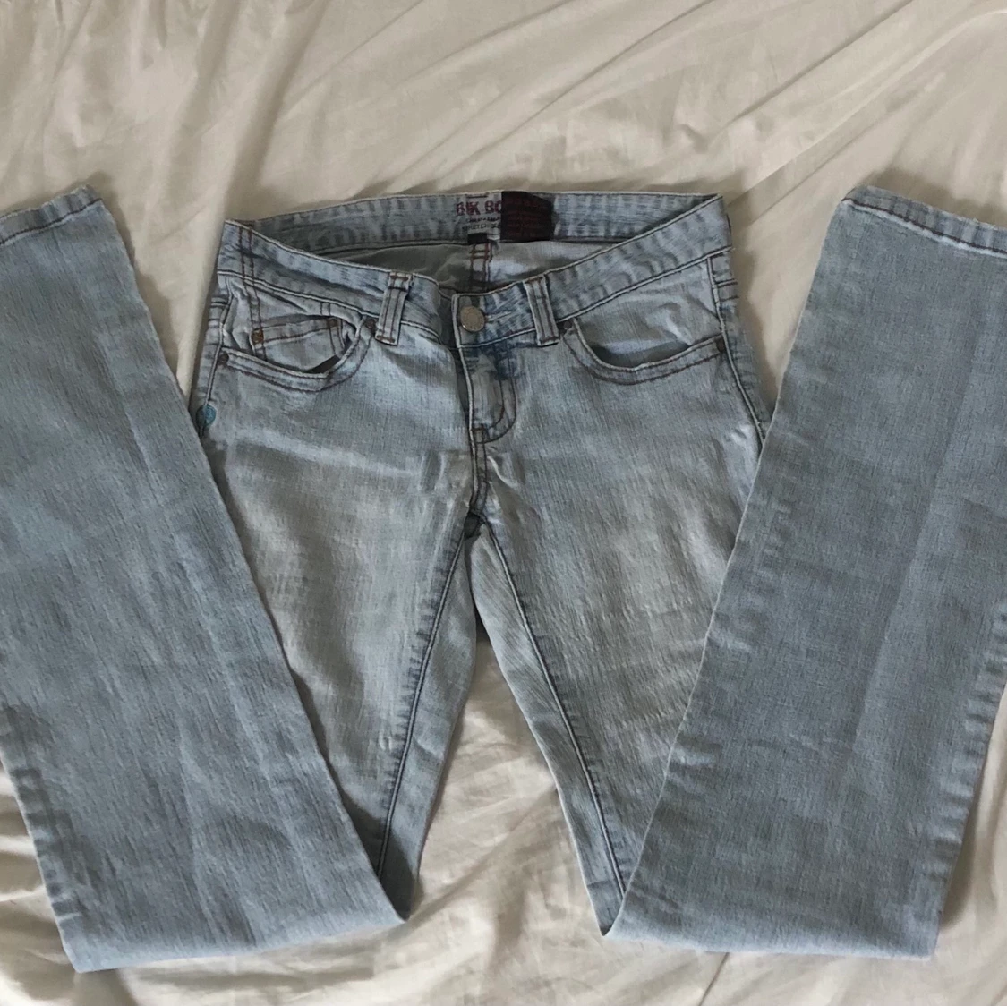 Lågmidjade raka/bootcut jeans - 90
