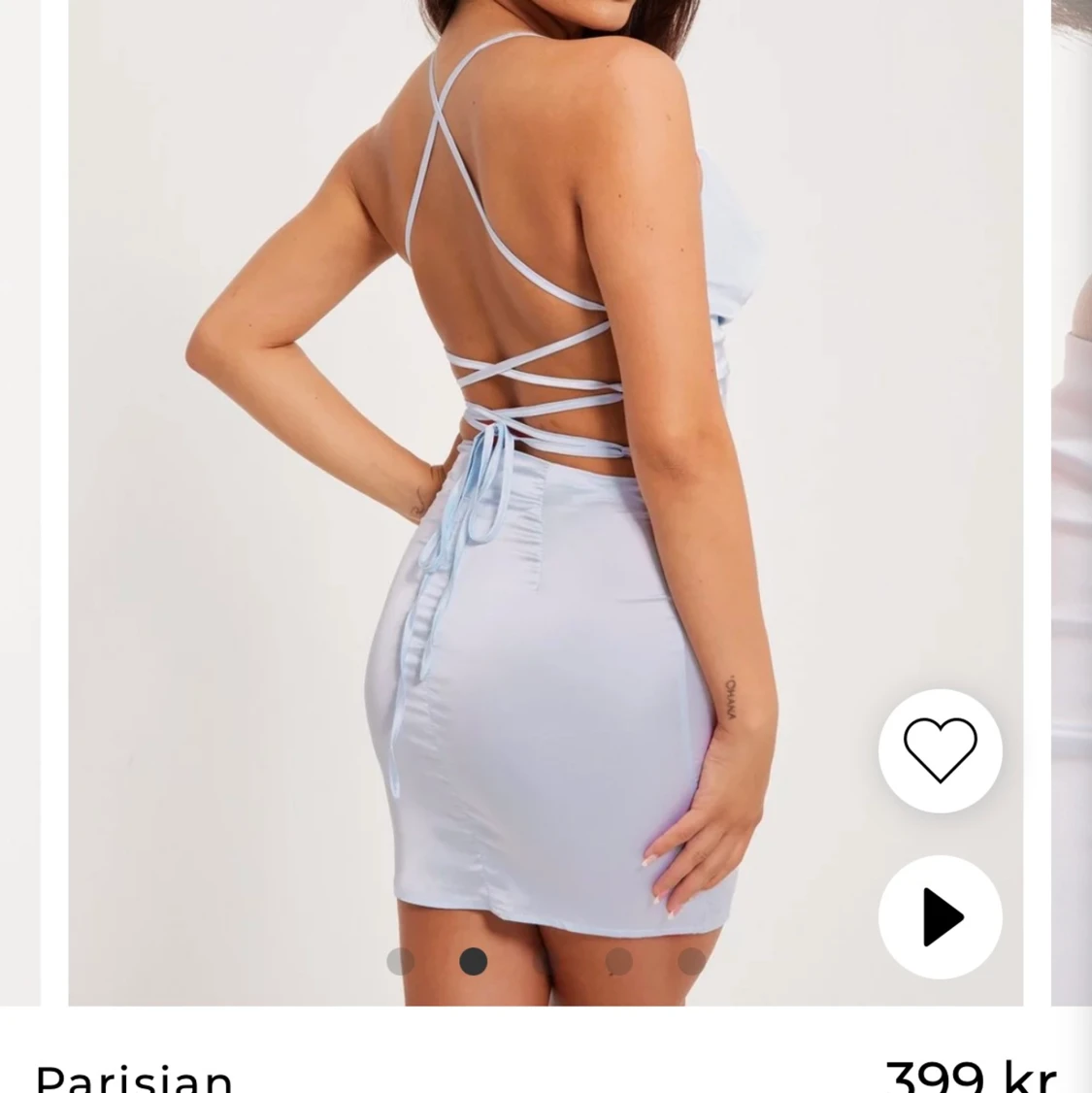 Blå satin klänning - 90