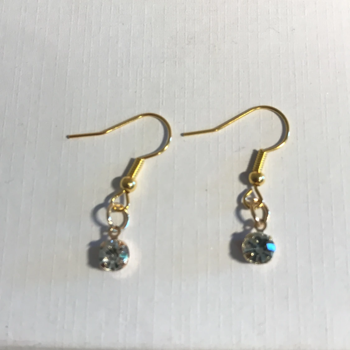  Här är ett par handgjorda örhengen ✨ - 91