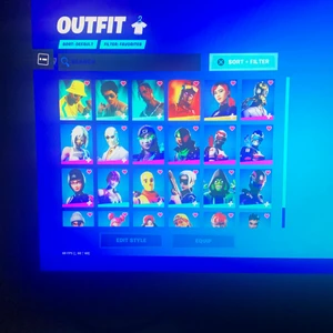 Fortfore konto - Säljer mitt fortnite konto för att jag har slutat spela spelet  Kontot har  204 skins  Kontot har även save the world  Kontot har saker som många vill ha  Scammers kan dra    Swish först sen inloggningen till kontot 