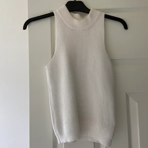 Linne från Afjxnakd - Så fint stickat linne från AFJxnakd, 150 kr❤️