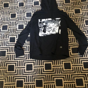 Cheap monday tröja - Använd 1 gång då den inte är min stil