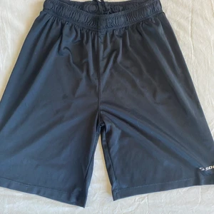 Tränings shorts  - Från stadium, säljs pga ingen användning💕