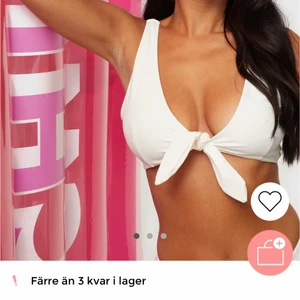 Vit bikini överdel - Vit bikini överdel från Nelly, aldrig använd, storlek M