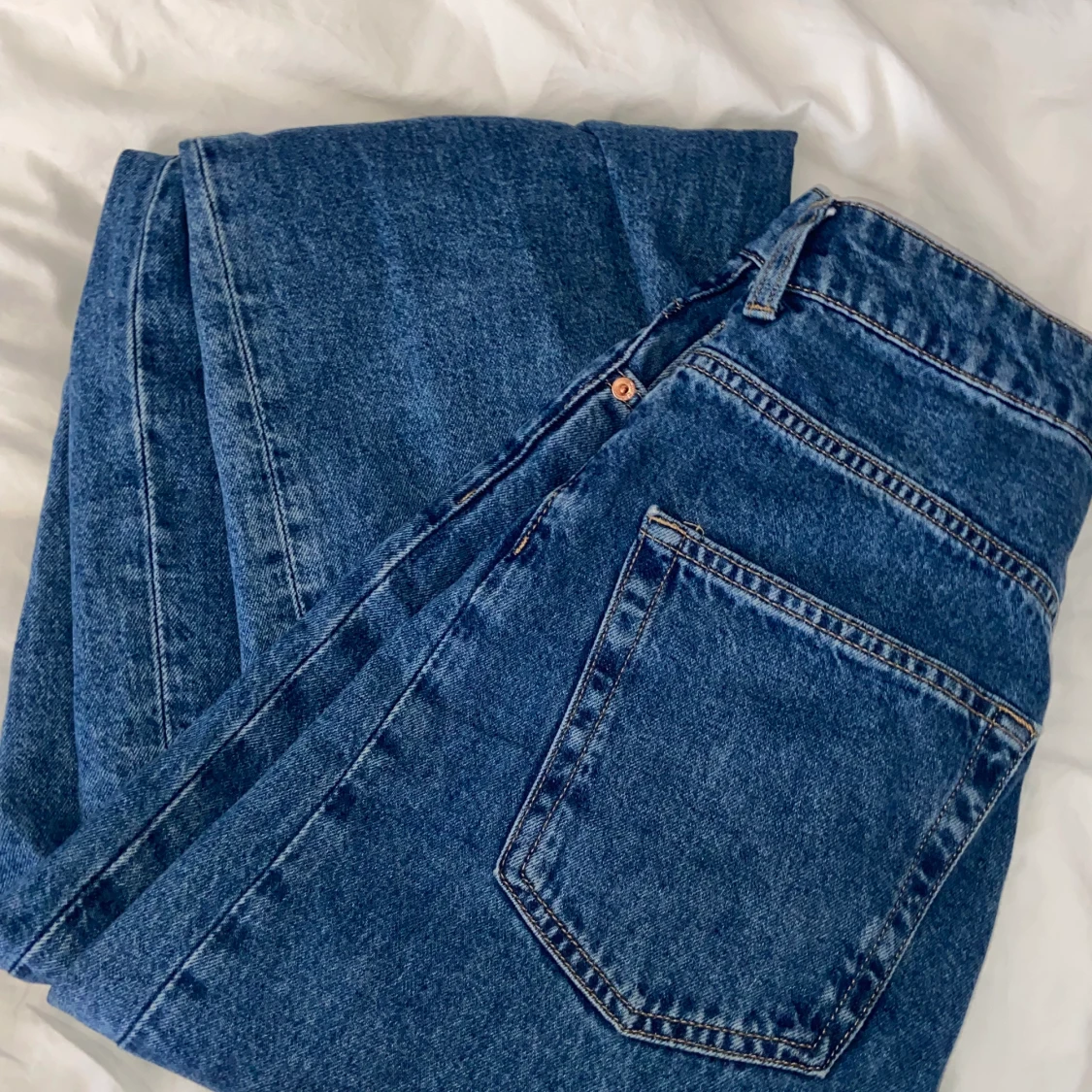 Mörkblå jeans  - 90